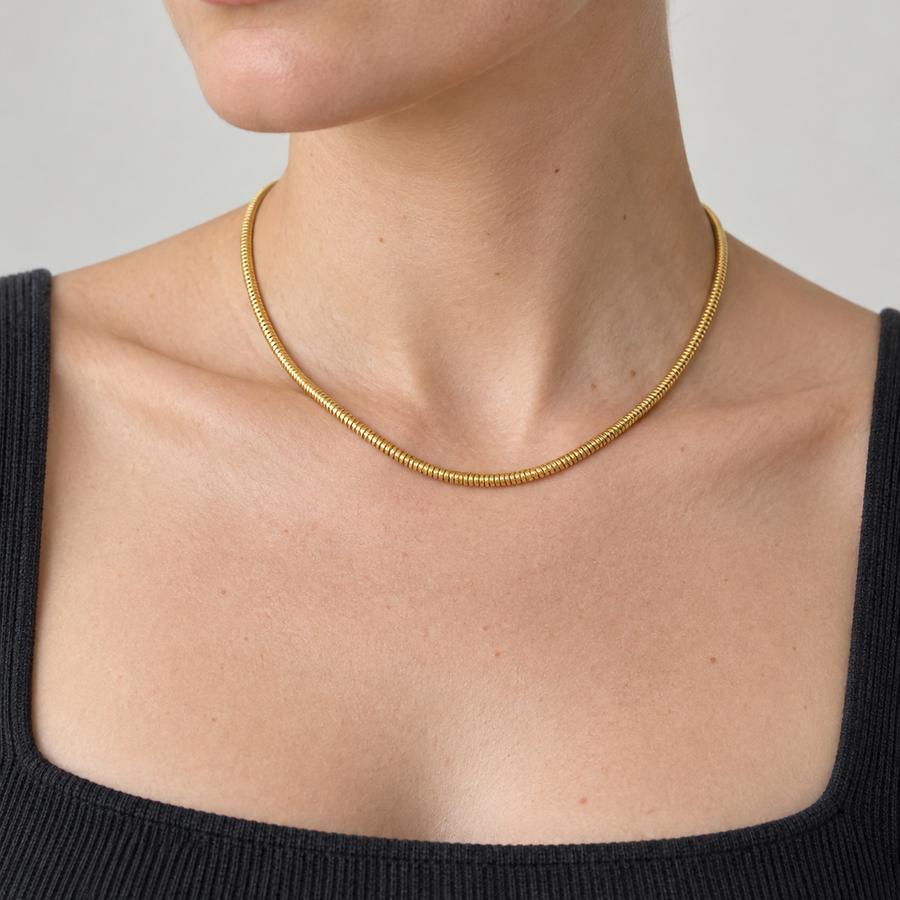 Model wearing VEYRISSA Quiet Line Snake Chain Choker
