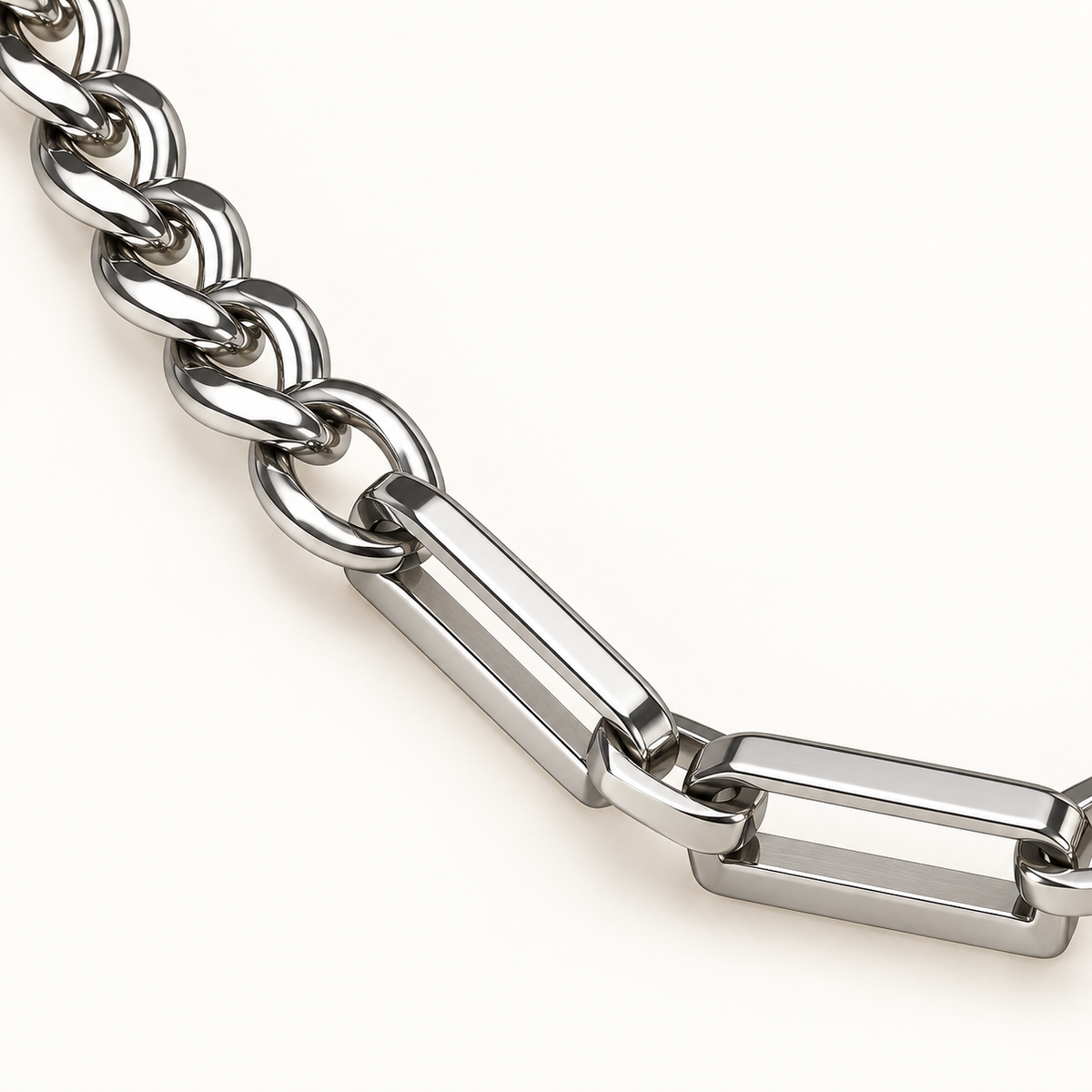 VEYRISSA Bar-Link Chain Necklace — close-up detail
